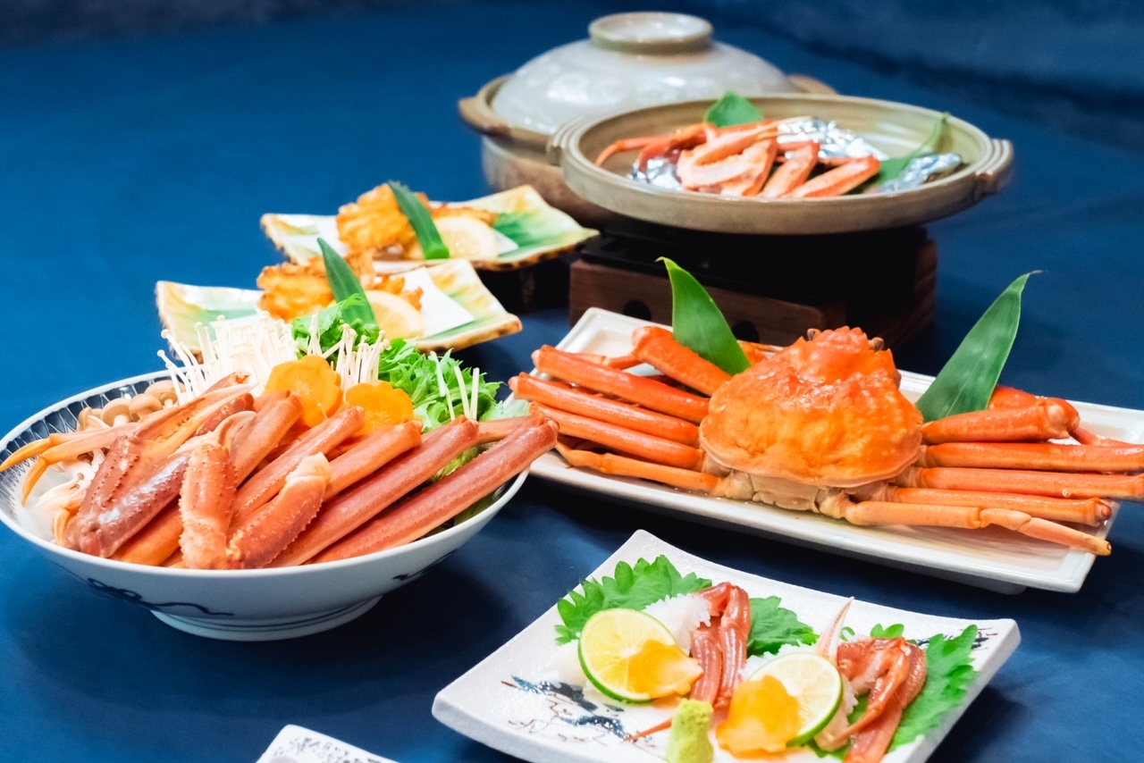 新登場!!】活ズワイガニコース始めました！ - 【活魚・割烹料理】鈴蘭